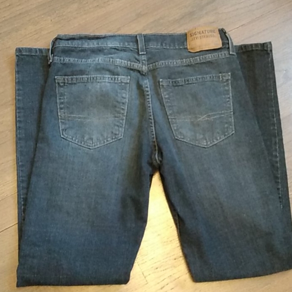 Signature by Levi Strauss Other - 🦋 3 for 25 Levi's Signature Jeans 🦋 Sale